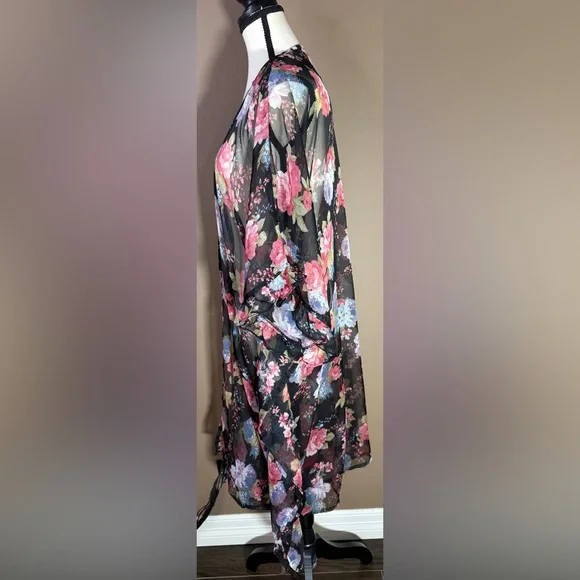 Betsey Johnson Floral Sheer Kimono Duster - Picture 5 of 5